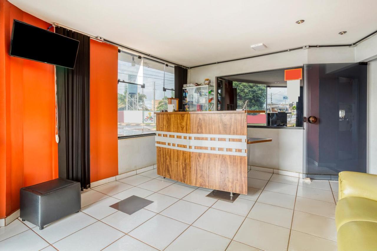 Hotel Aguia Morrinhos  Esterno foto
