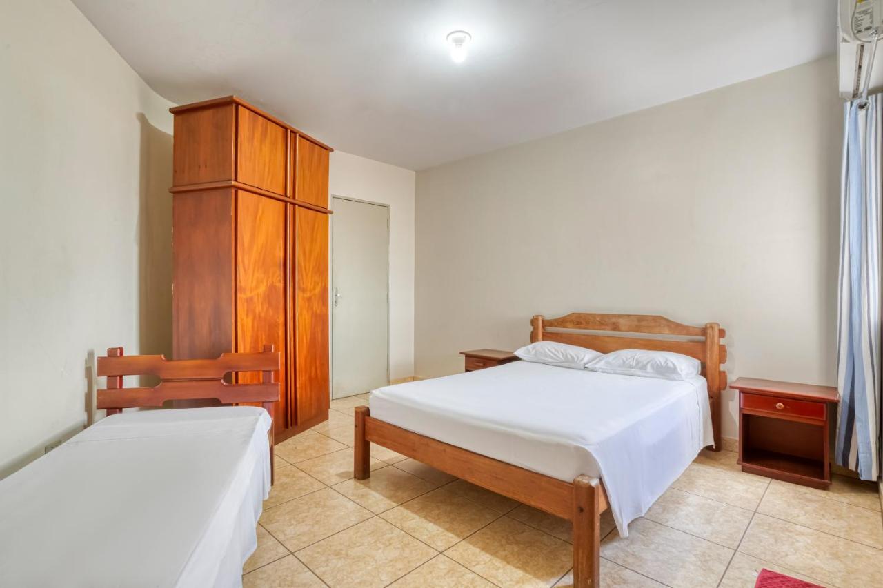 Hotel Aguia Morrinhos  Esterno foto
